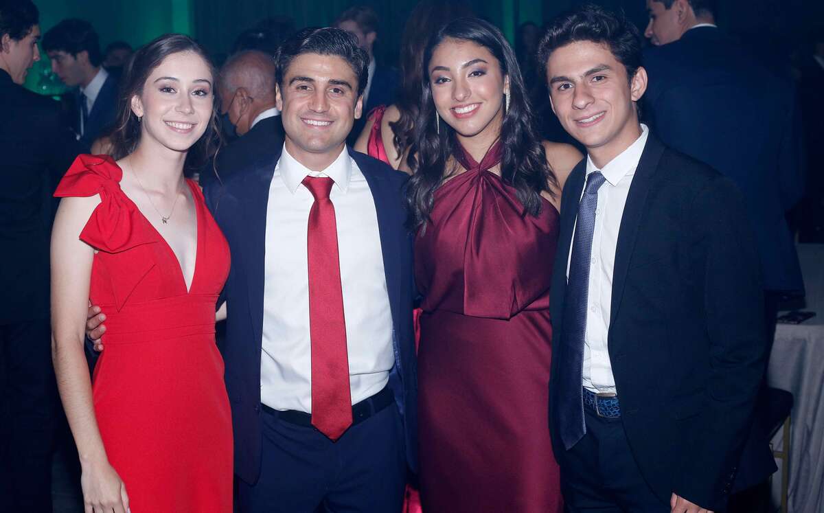 Montserrat Egan, Mauricio Sáenz, Emma Villarreal y Jorge Romero