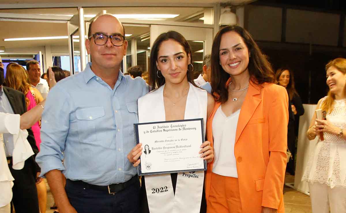 Rodrigo González, Miranda González y Marly De la Garza de González / Fotos: Omar Valdez y Antonio Mireles