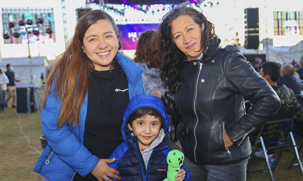 Tere Granados, Mary Granados y André Alcalá