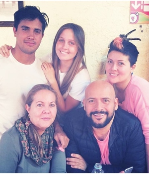 Quiénes son los hermanos de Natasha Dupeyrón (Foto: Instagram)