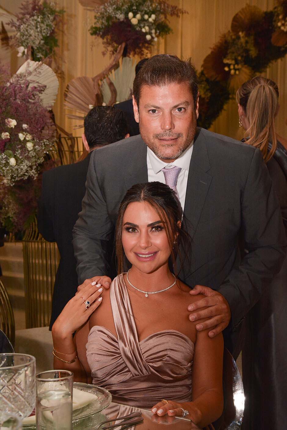 Alejandro Gallardo y Florencia Maycote