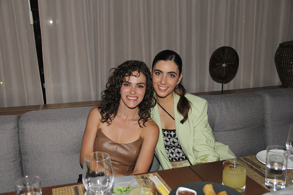 Andrea González y Montse Montellano.