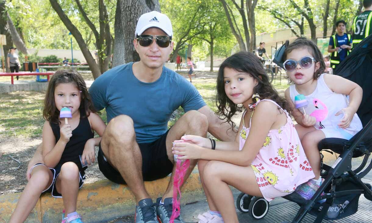 María Treviño, Mario Terviño, Nina Treviño y Sara Treviño