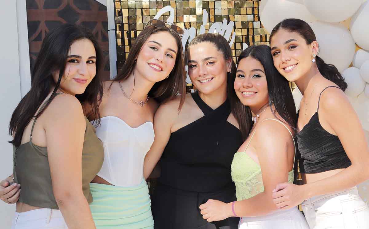 Ana Susy Feres, Isabela González, Paola García, Maryfer Valero y Sara Calafell / Fotos: Dennis Hernández