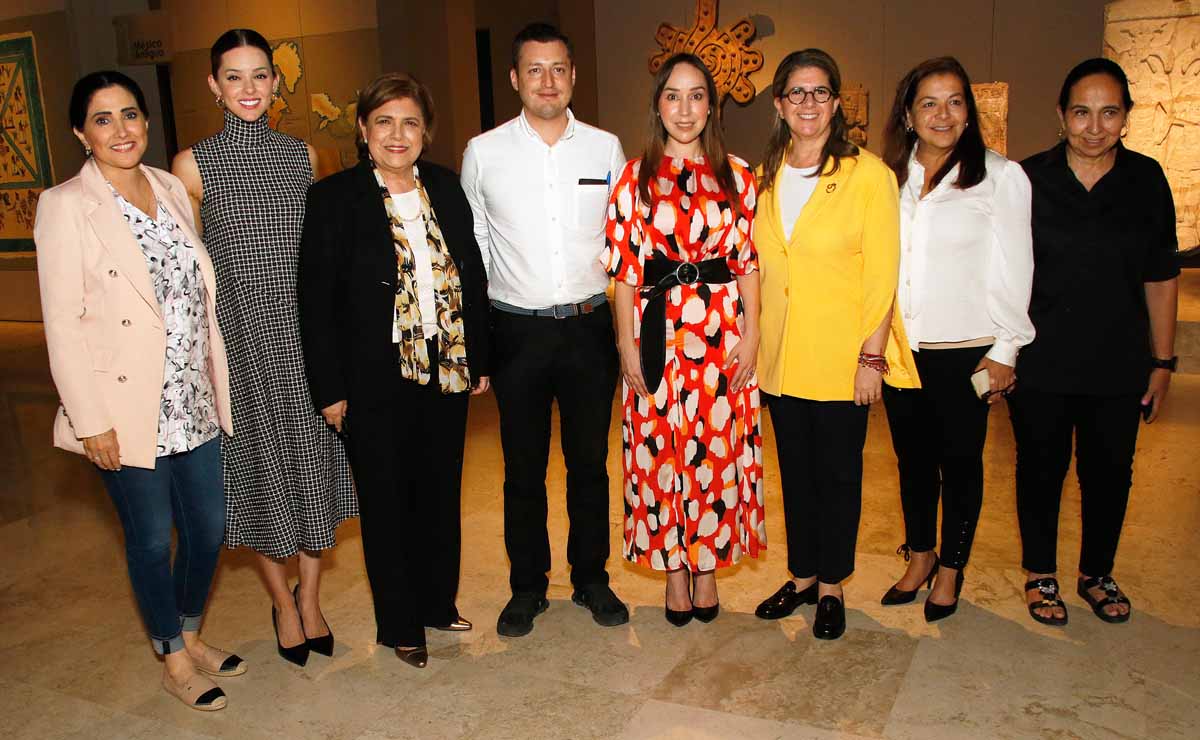 Patricia Salazar, Mariana Rodríguez de García, Cristina González Parás, Luis Donaldo Colosio, Marilú García de Colosio, Martha Herrera, Gloria Bazán