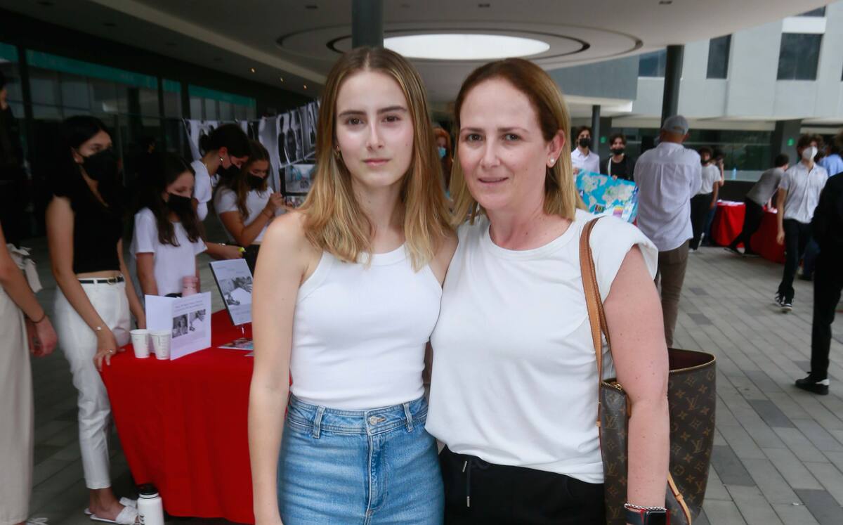 Paulina Arce y Paola Zubieta