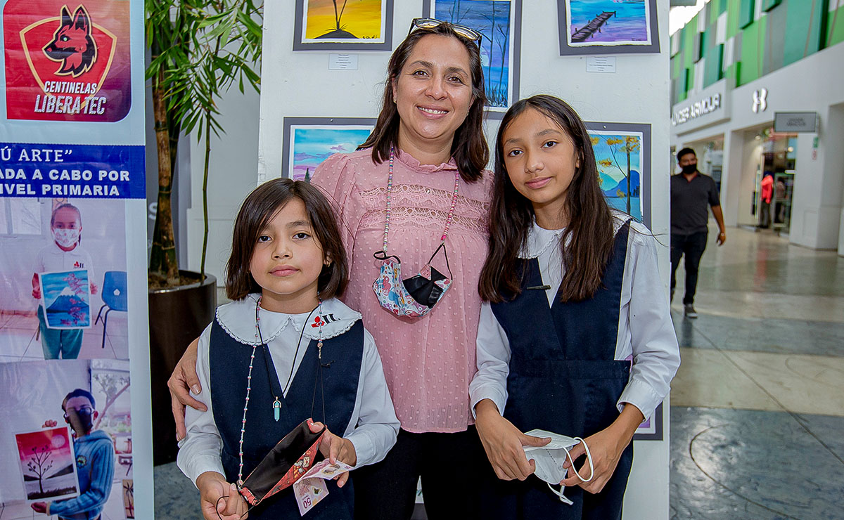 Ana Zeledón, Marita Zeledón y Jimena Zeledón