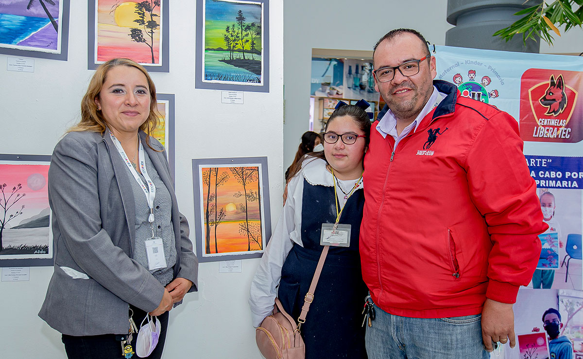 Julieta Ruiz, Alison Facundo y Ricardo Facundo