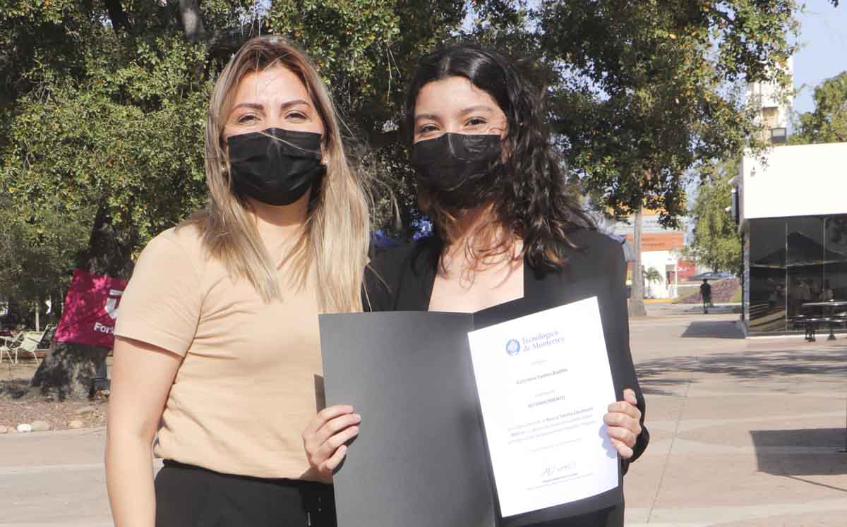 Sandra Badillo y Valentina Santos / Foto: Dennis Hernández