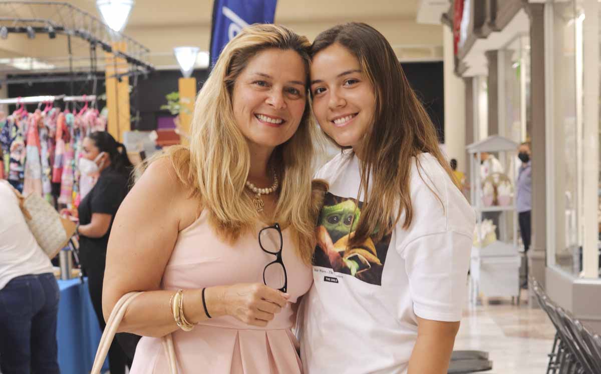 Rosa Manzur y María Paula Sosa / Foto: Dennis Hernández