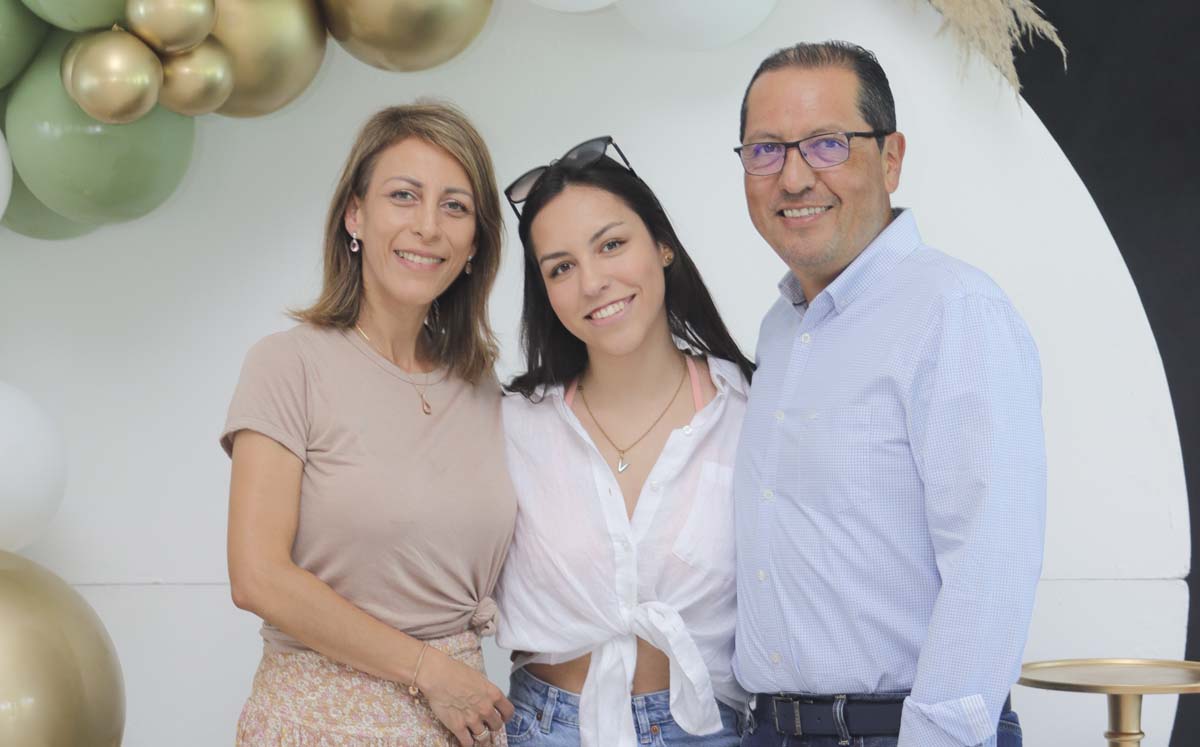 Claudia Jiménez, Valentina Ceballos y Néstor Ceballos / Fotos: Dennis Hernández