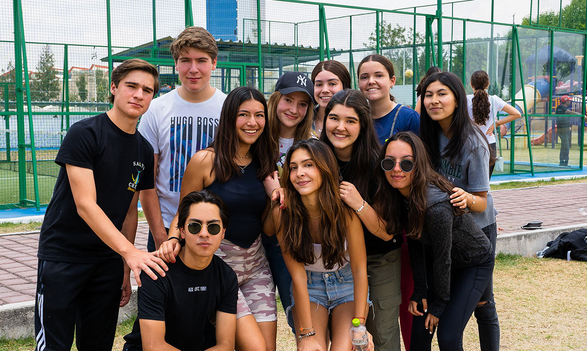 Los alumnos de la Prepa Anáhuac apoyaron a sus compañeros.
