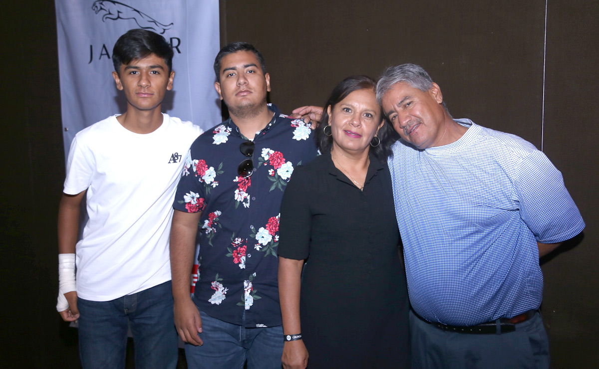 Iván, Gerardo, Claudia y Germán
