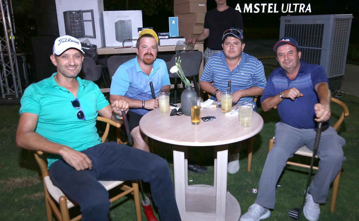 Julio, Homero, Álvaro y Eduardo