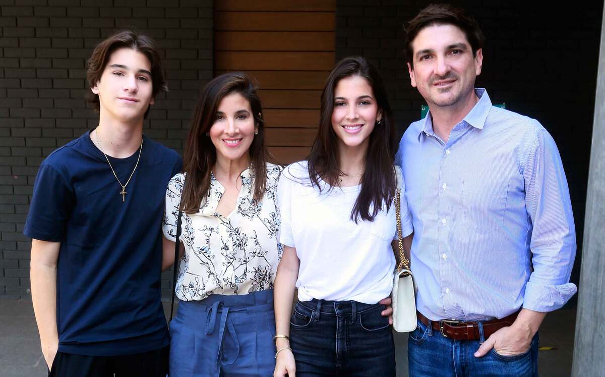 Miguel Garza, Alejandra Gutiérrez de Garza, Belén Garza y Miguel Garza