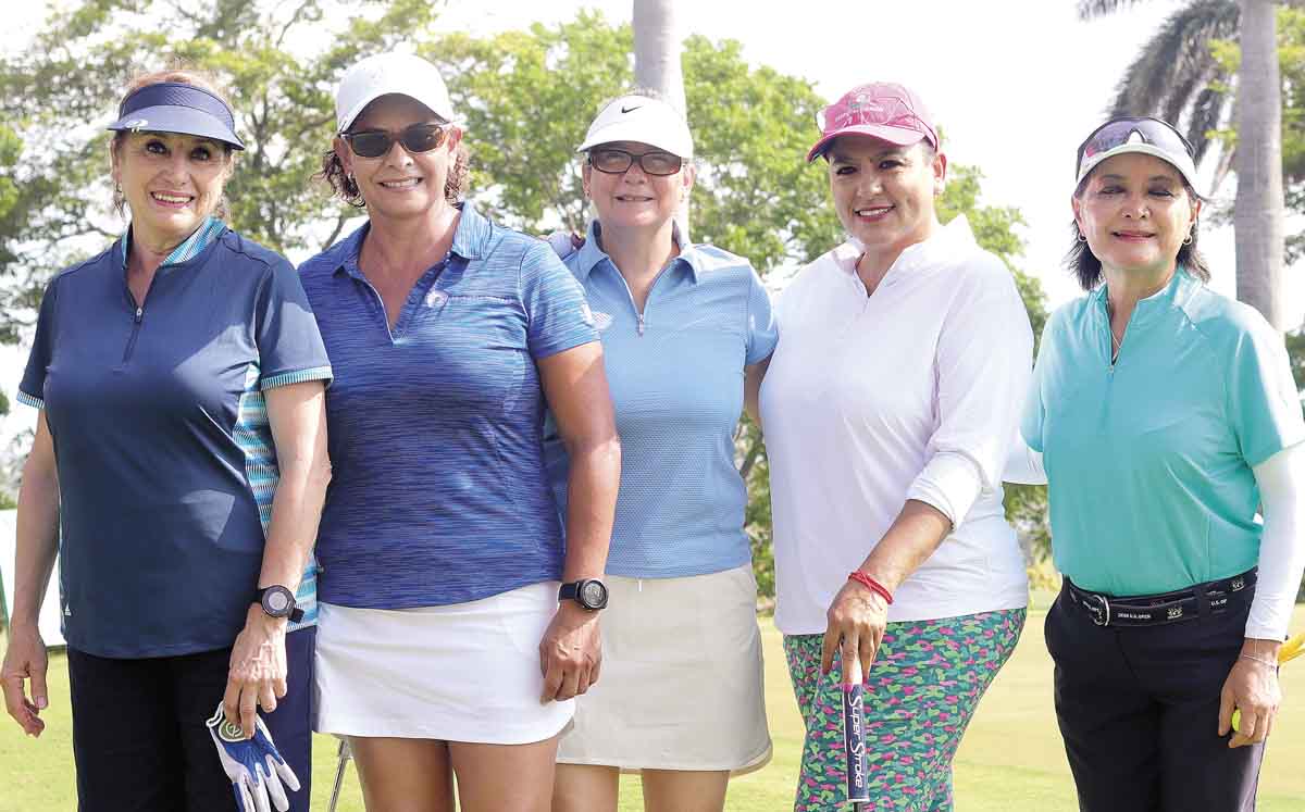 Lupita lemus, Eva Legorreta, Elizabeth Ochoa, Laura Jaramillo y Mary Woo / Fotos: Dennis Hernández