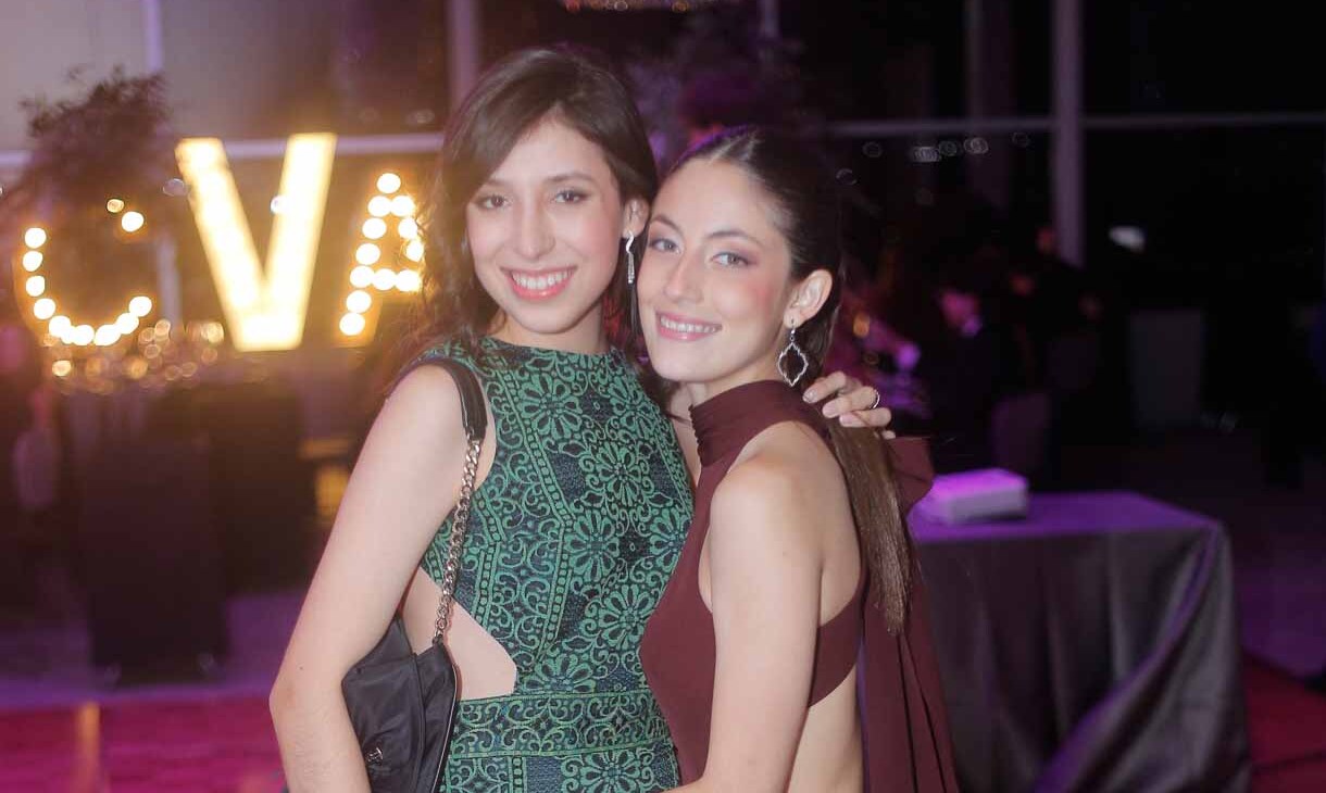 Isabella Garza y Eugenia Bueno