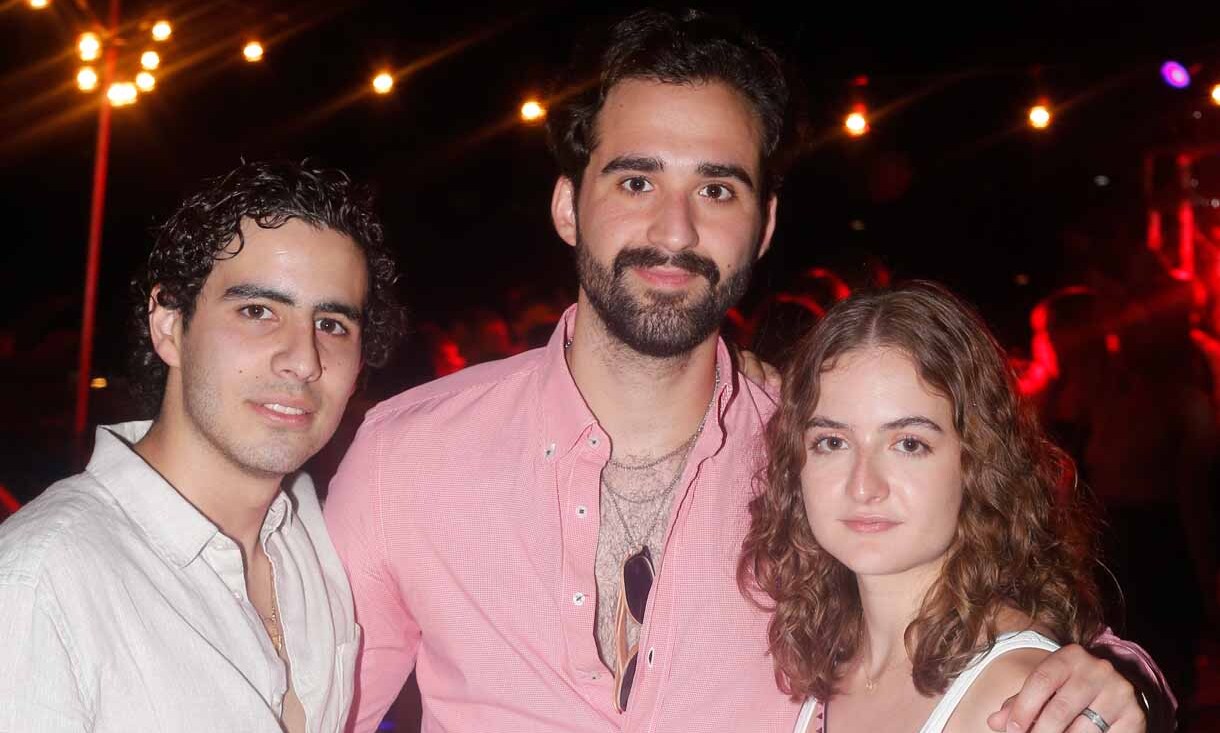 Juan Pablo Bardawill, Juan Pablo Jaime y Valeria Zambrano