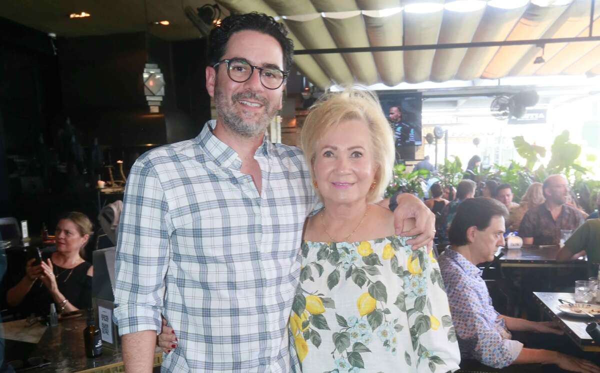 Andrés Guerra y Lupita Siller