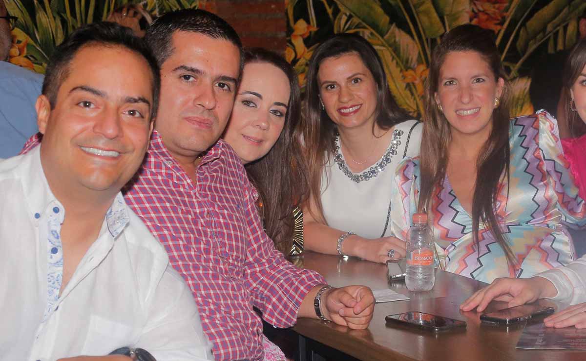 Carlos Kalifa, Nacho Massieu, Gaby de Massieu, Soraya de Kalifa y Nelly Cantú de Marcos / Fotos: Daniel Saldivar