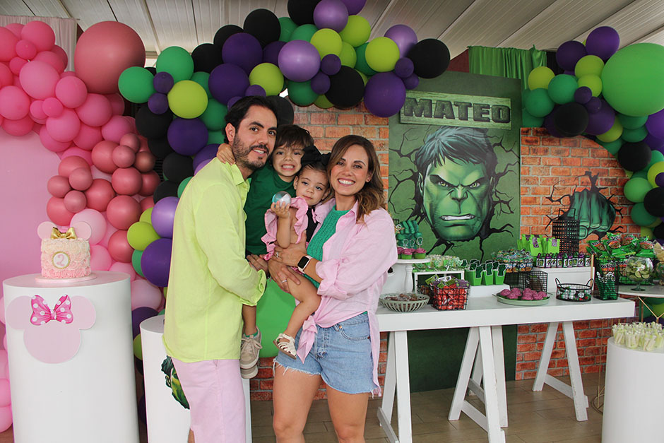 Carlos Labastida, Mateo Labastida, Luciana Labastida y Tery González