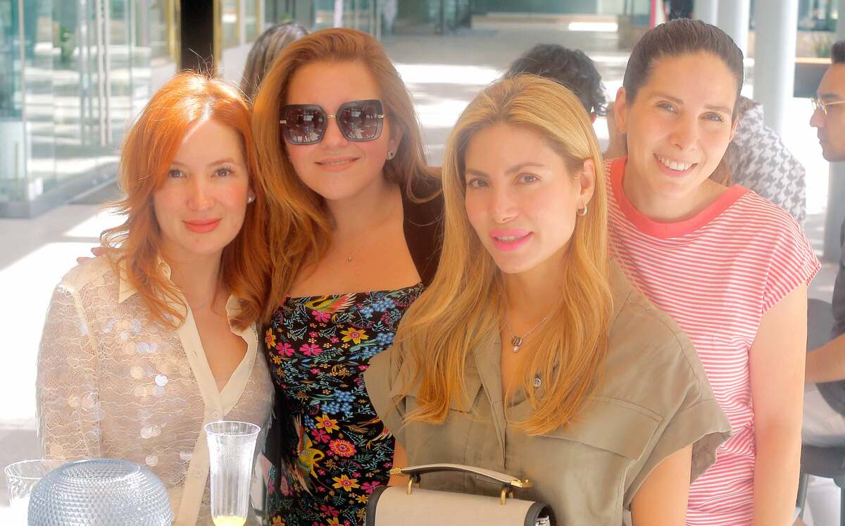 Daniela Martínez, Lily Pierce, Vivian Castilla y Ana Caty Muñoz