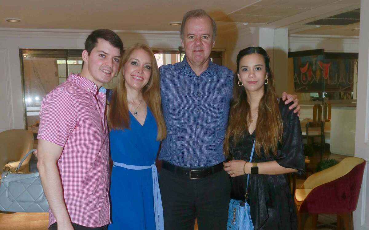 Mauricio Ravizé, Alicia Margarita Lozano de Ravizé, Mauricio Ravize y Grace Morín