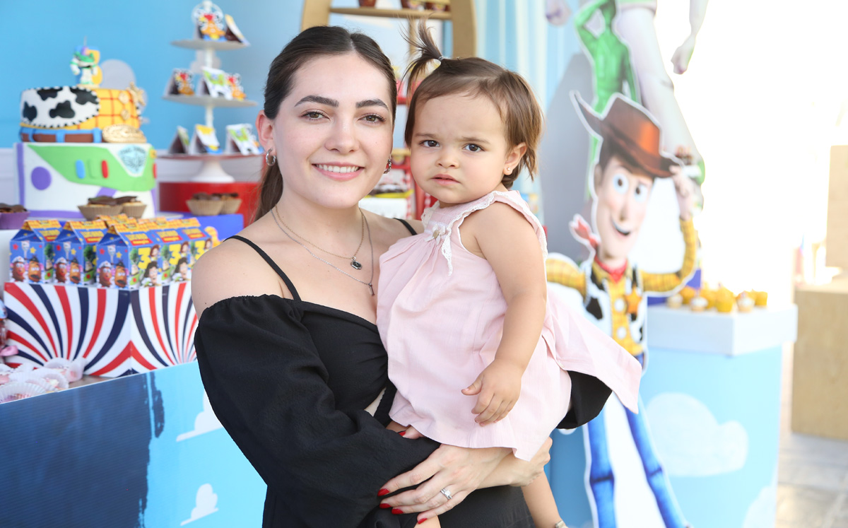 Isabela y Pía