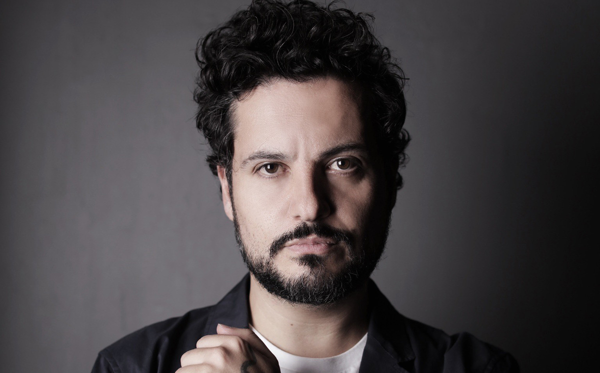 "No uso el teatro como un medio de activismo, sino como un canal de expresión de la realidad", nos dice José Manuel López Velarde.