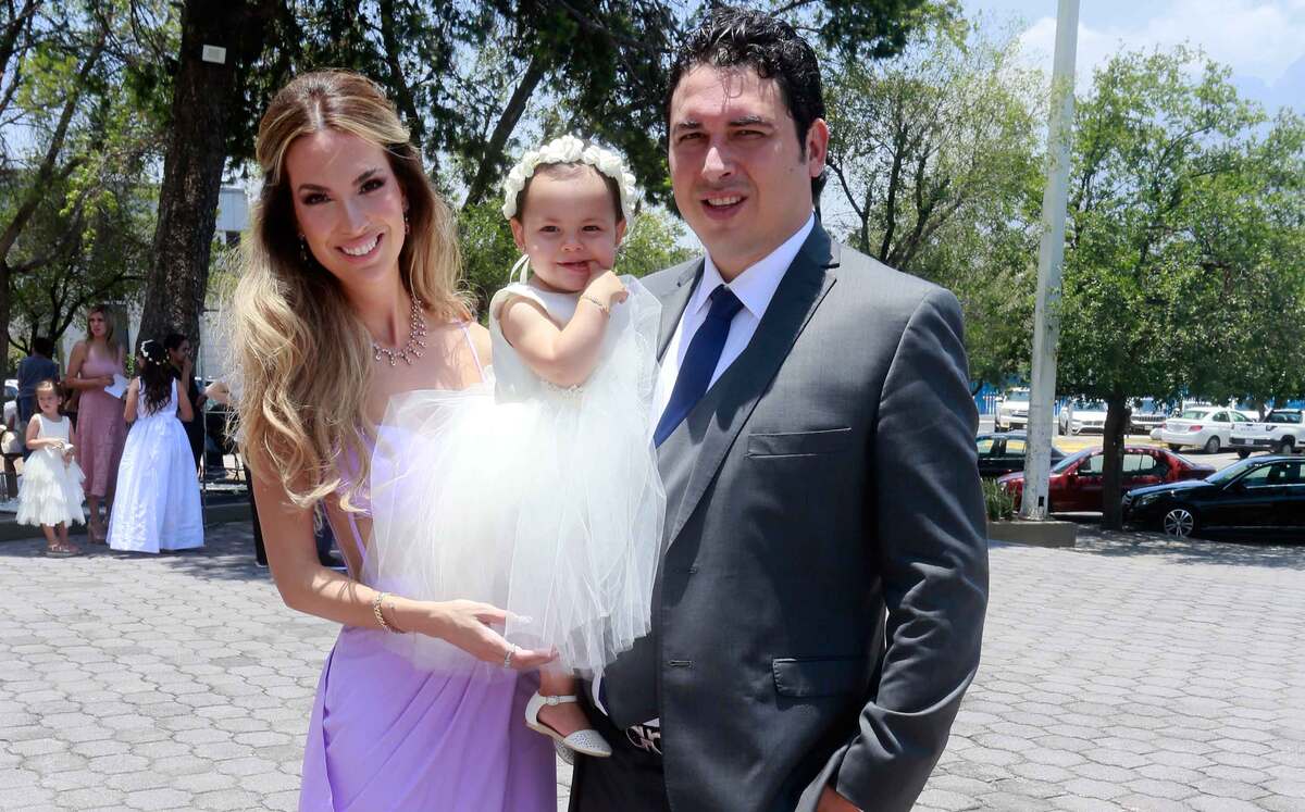 Ileana González, Enrique Meade y Eva Meade