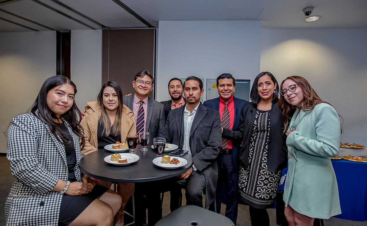 Graduados de la Licenciatura en Derecho de la EBC