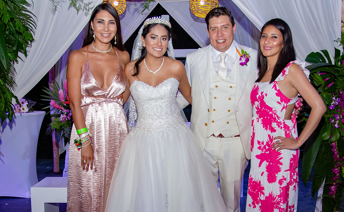 Maritza Flores (Testigo civil), Lily Ortíz, Adrián Camacho y Alejandra Flores