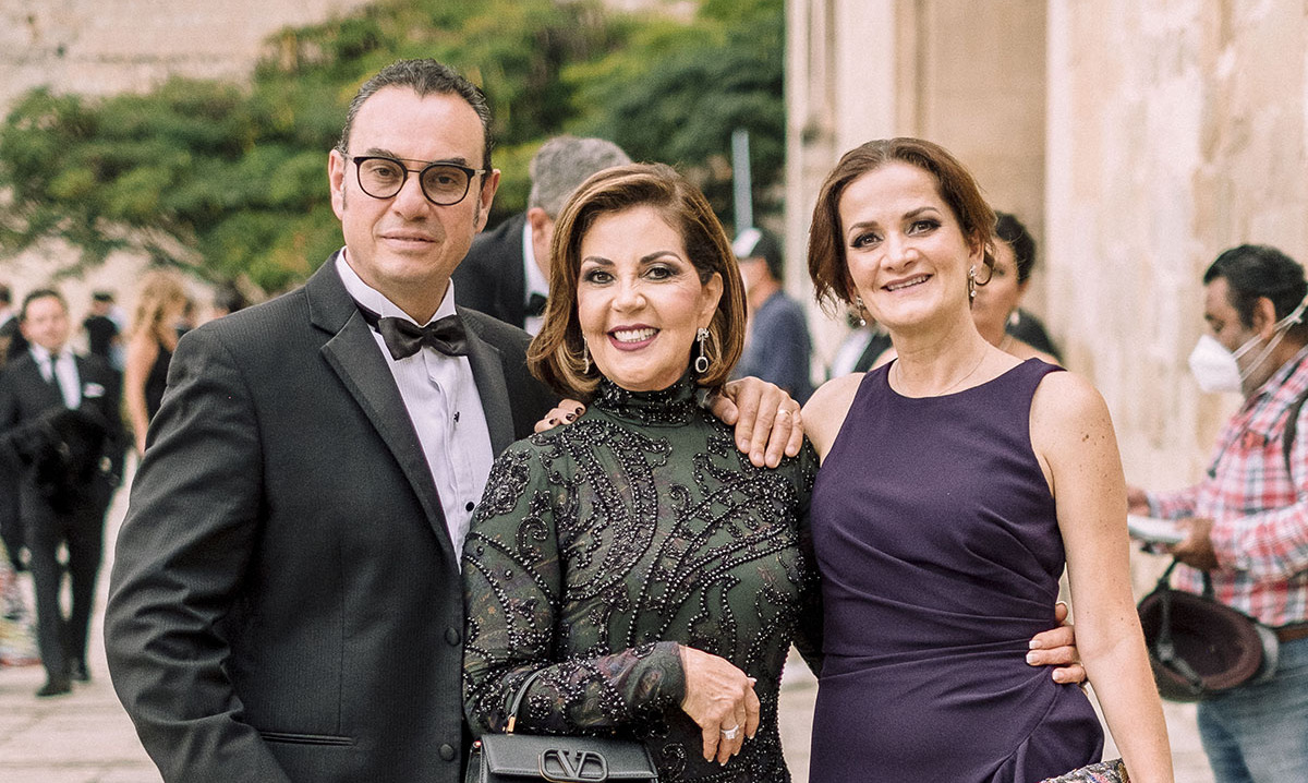 Salvador Lozano, Coral Lozano y Haydee Castillo