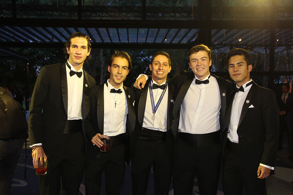 03 Diego González, Alejandro Aceves, Carlos Gutiérrez, Miguel Loyola y Luis Héctor Morales.