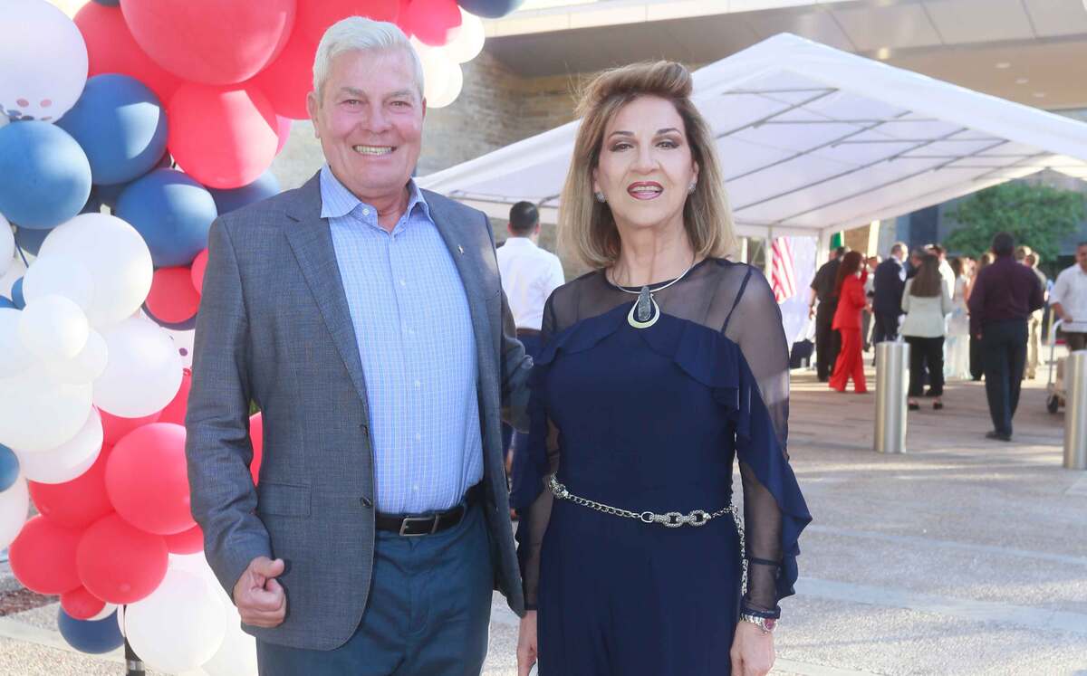 Eric Gustafson y Mina Villarreal de Gustafson