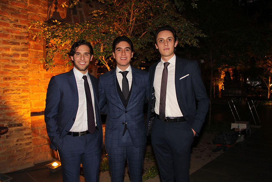 Alejandro Valle, Rodrigo Serratos y Jorge Calderón.