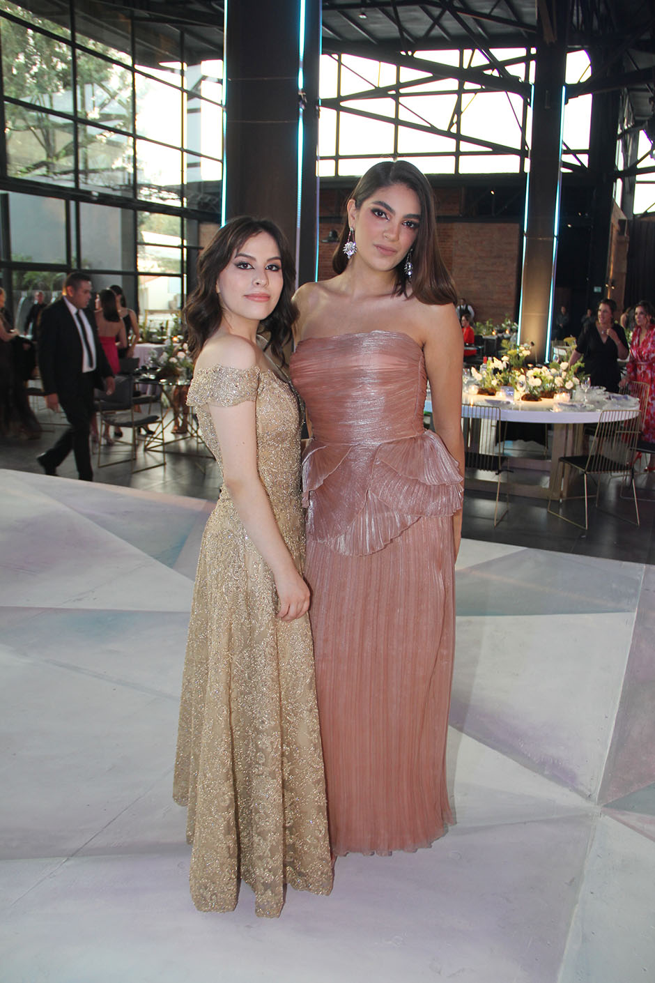 Fátima Maldonado y Abril Zebián