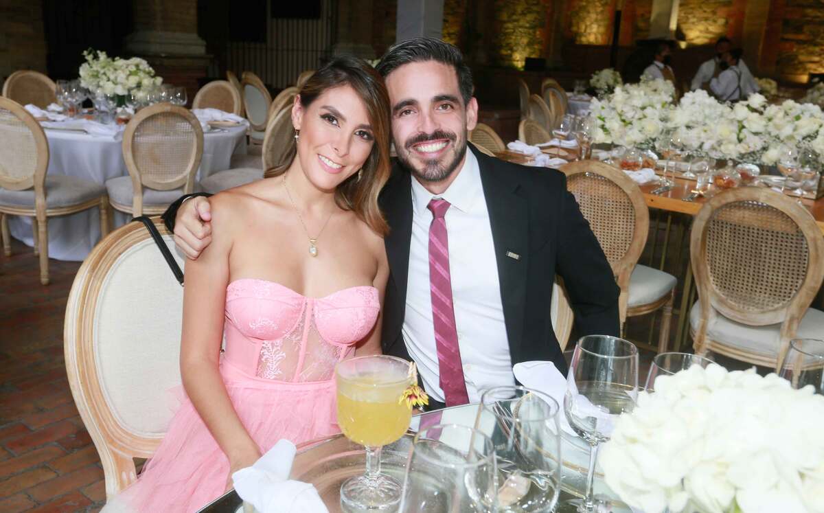 Layla Manzur y Carlos Flores