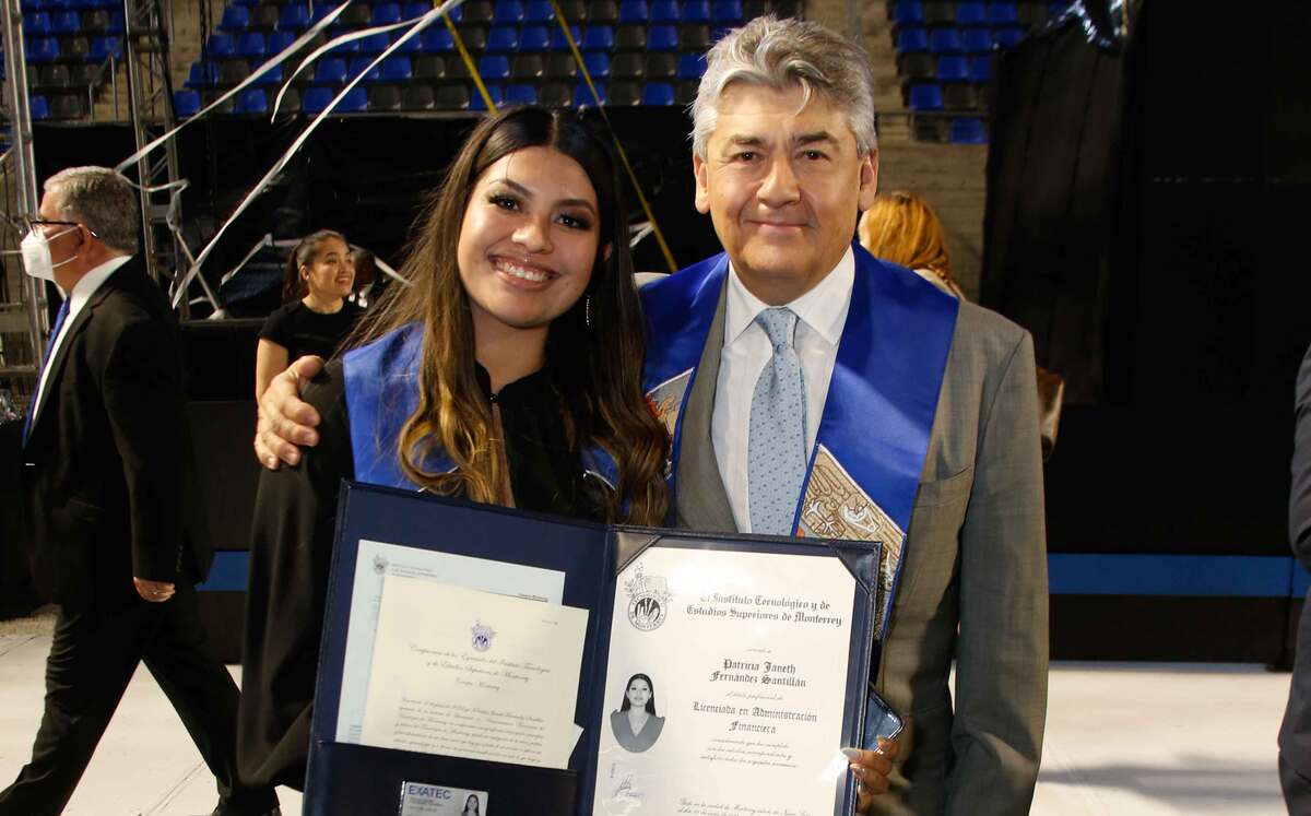 Patricia Janeth Fernánez y José Antonio Fernández Carvajal