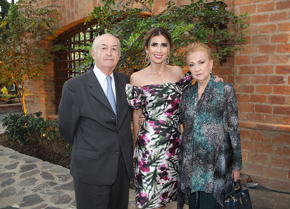 José Manuel Ramírez Isunza, Fabiola Ramírez y Fina Díaz Torre.