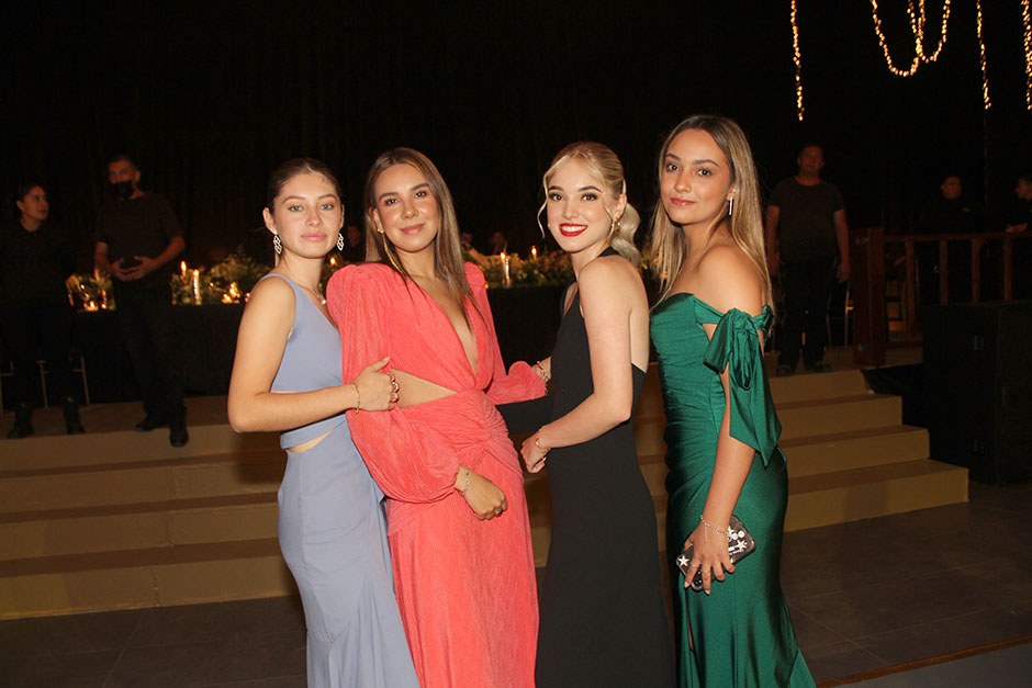Valentina Casillas, Marìa Josè Cruz, Karen Serratos y Regina Vàzquez (2)