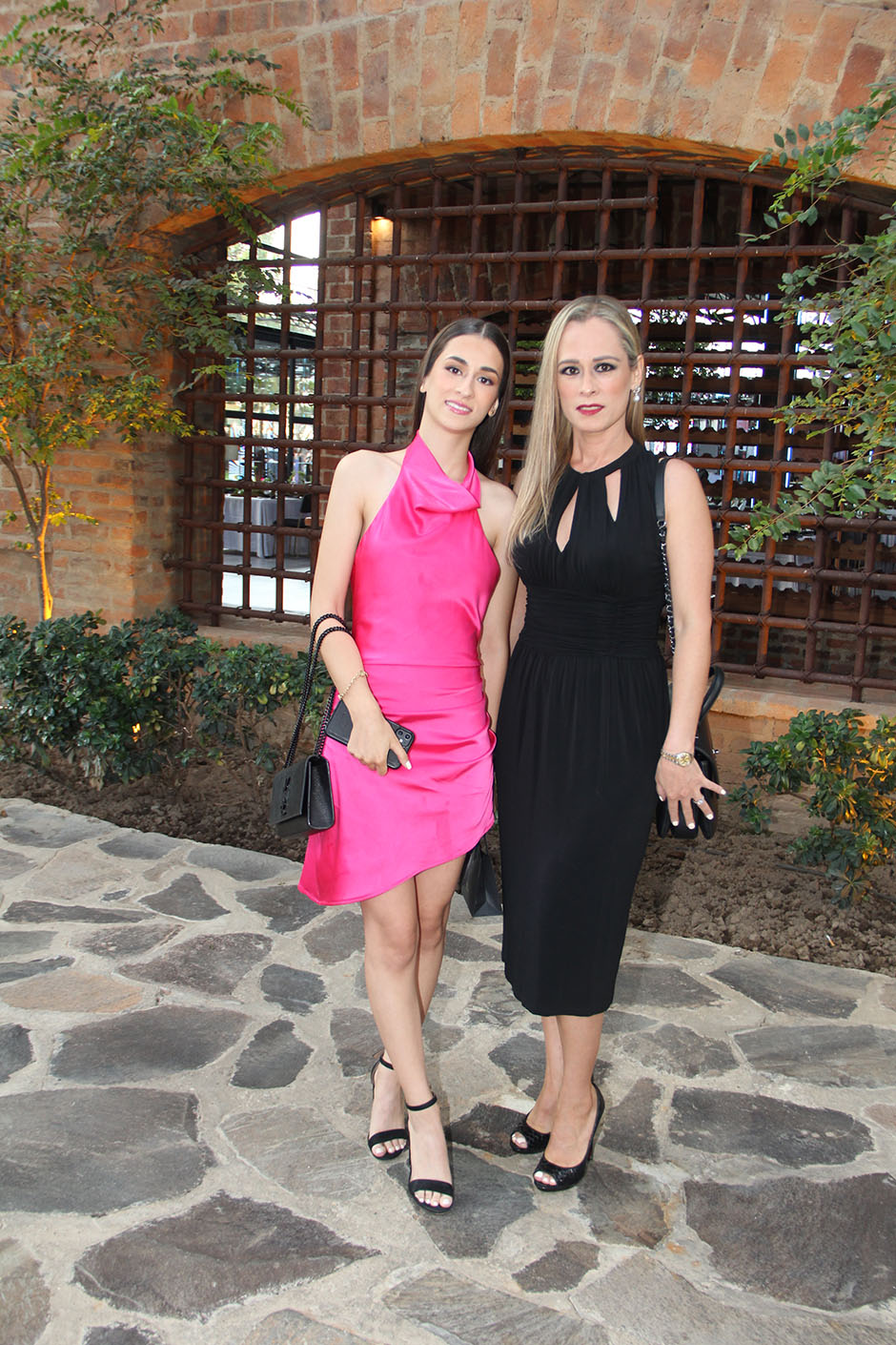 Fátima Berber y Mónica Muñoz.