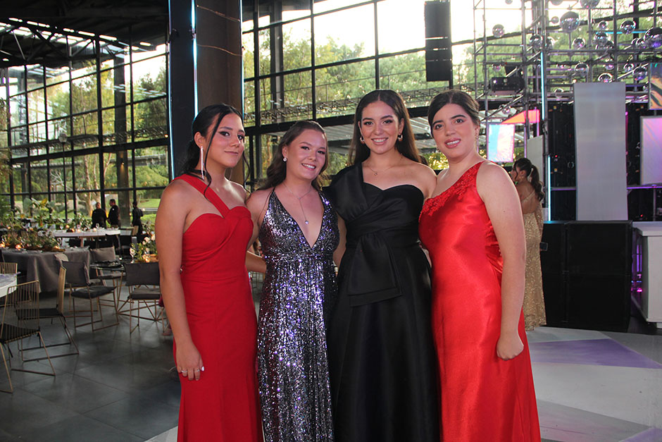 Sofía Bazavilvazo, Fernada Lemus, Romina Sabah y Alexa Sánchez
