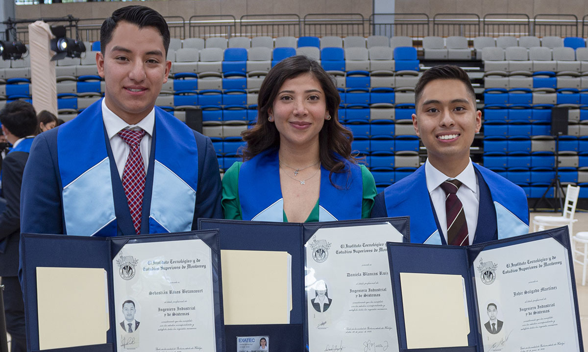 Sebastian Rivas, Daniela Blancas y Jahir Salgado