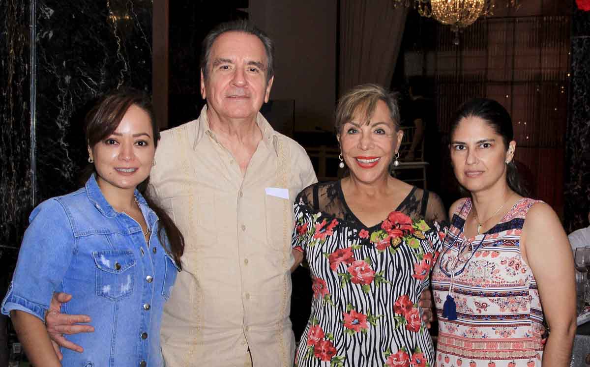 Myle García, José Manuel Islas, Sandra Tamez y Carolina Paternina / Fotos: José Chang
