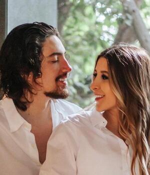 Alex Fernández celebra cumpleaños de su esposa con foto inédita. (Foto: Instagram).