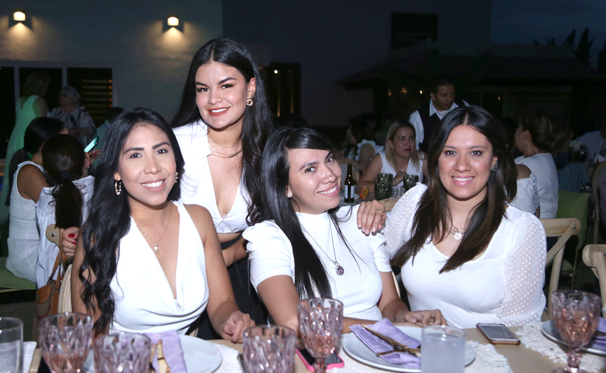 Itzel, Caro, Elsa y Brenda
