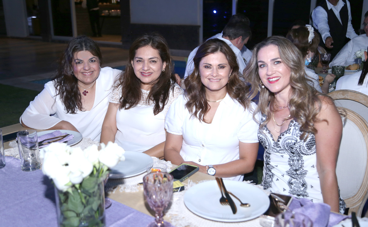 Ivonne, Adriana, Paty y Mónica