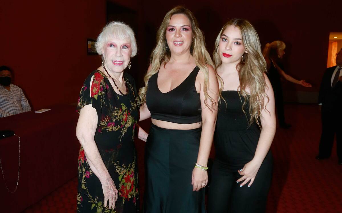 María Concepción Hinojosa, Lizzy Garza y Michelle Vázquez