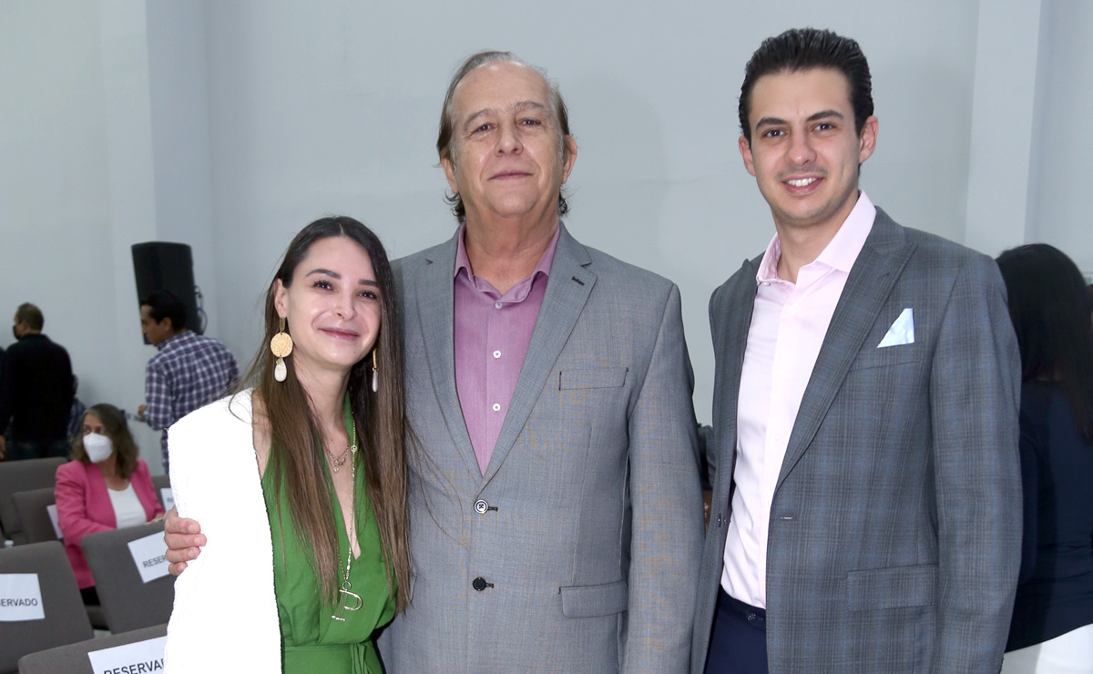 Pily, Carlos y Antonio